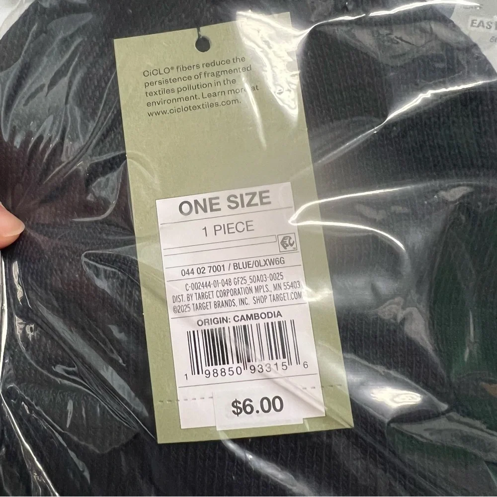 ( 3 items) NWT Goodfellow & Co Classic Beanies and Gloves - Picture 5 of 7